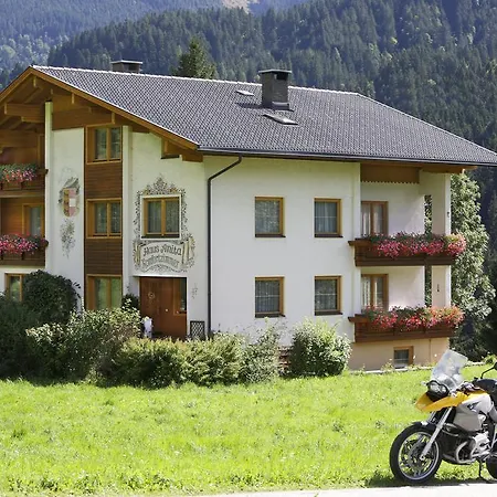 Pensjonat Garni Haus Anita 3*