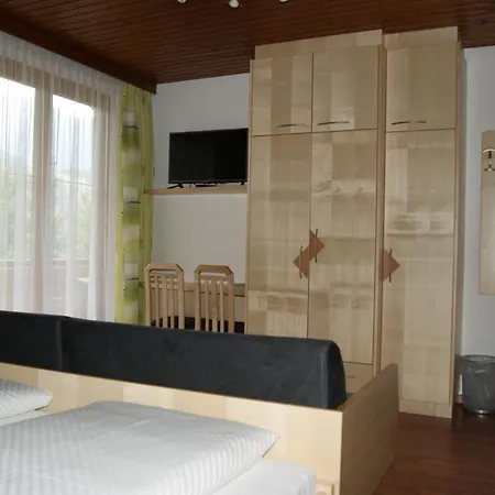 Garni Haus Anita Pensión 3*