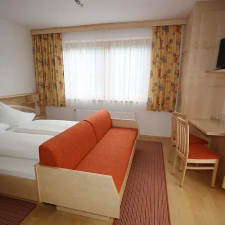Pensjonat Garni Haus Anita 3*