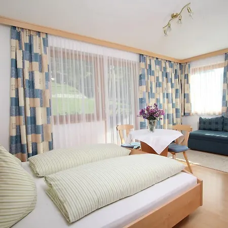 Pensión Garni Haus Anita 3*